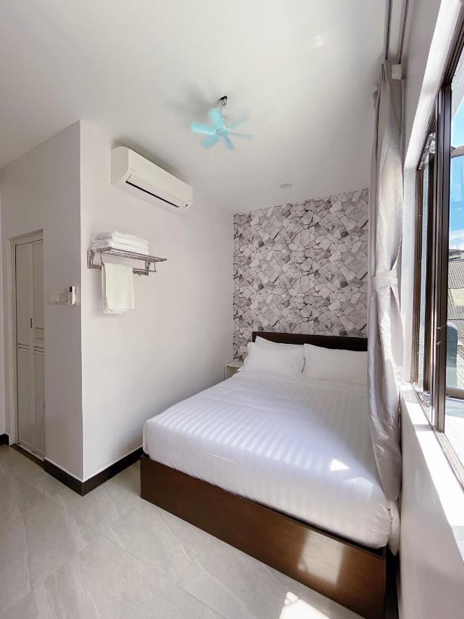 Hotel Decentraland Kuala Terengganu Exterior photo