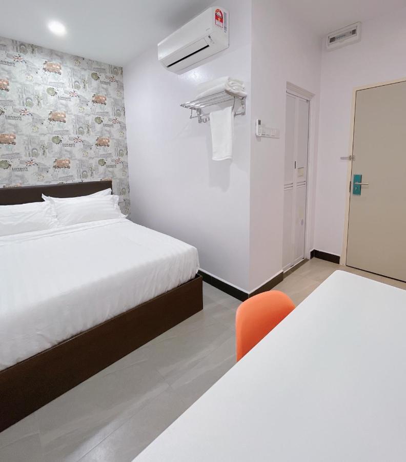 Hotel Decentraland Kuala Terengganu Exterior photo